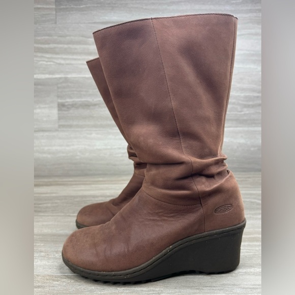 Keen Akita Wedge Heel Pull On Mid Slouchy Leather Boots Womens 5.5 - Picture 9 of 9